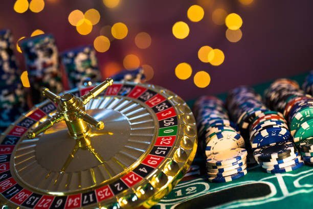 Contoh tabel pembayaran Casino Hold'em dan tangan pemenang